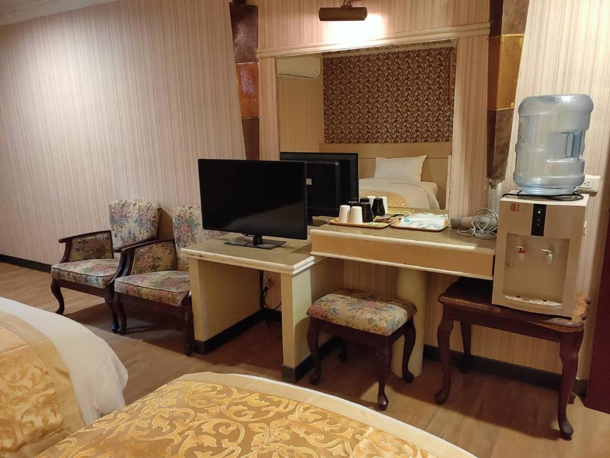 夏威夷酒店melody Hawaii Hotel Taitung Exterior photo